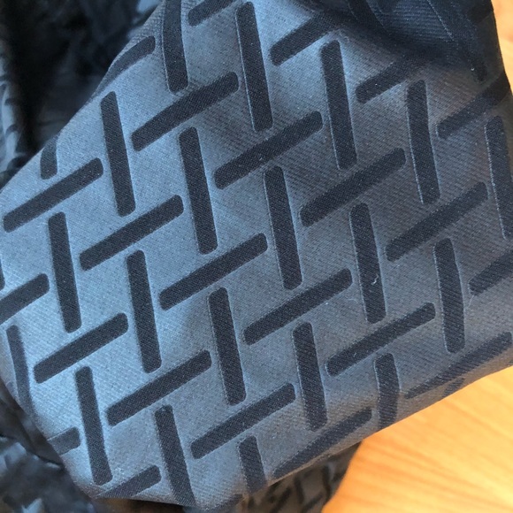 Black Everleigh Romper - Picture 4 of 5